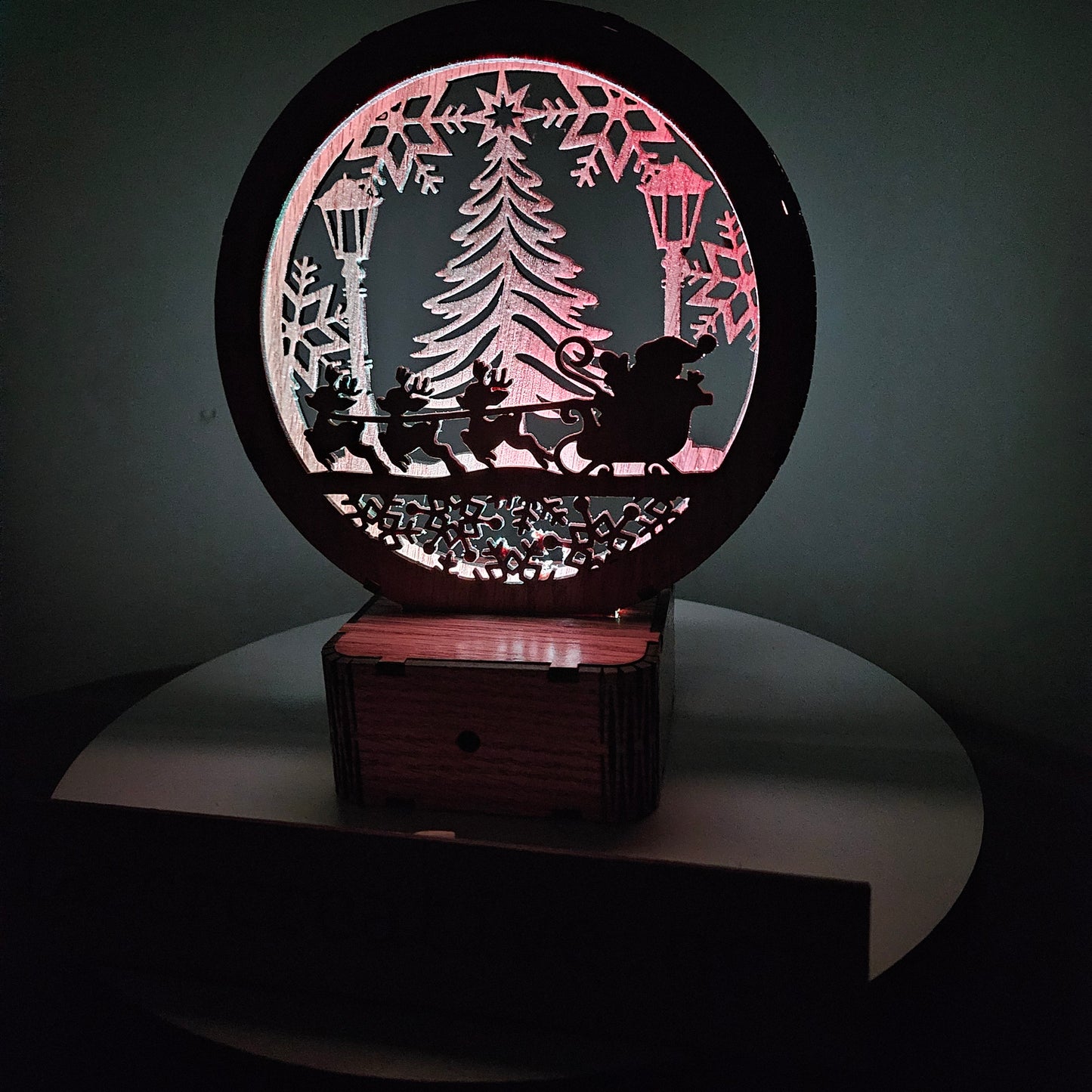 Oak Christmas Light-up Ornament