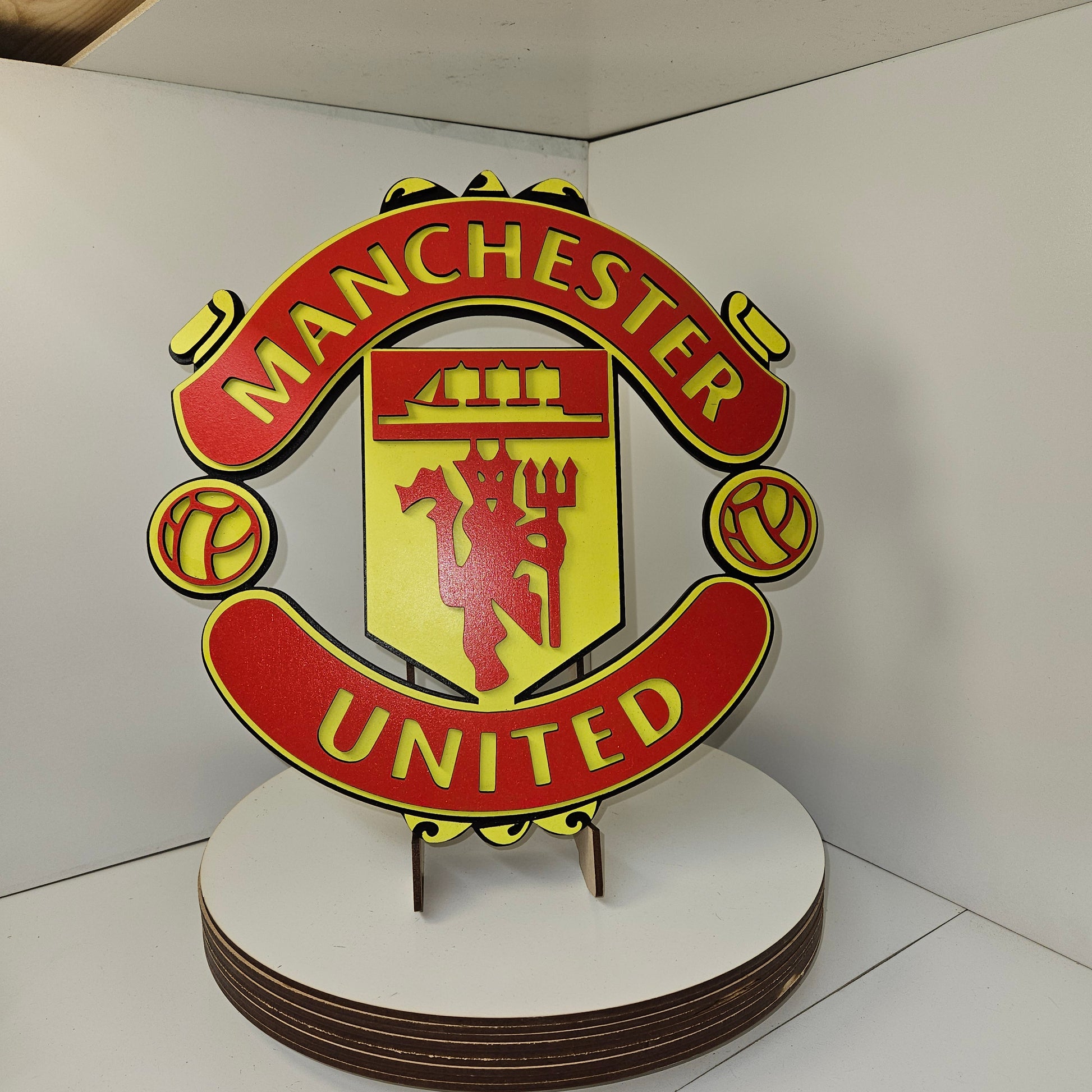 Layered Laser Cut Manchester United Football Crest Wall Art – Painted MDF Sign - Lazer Creative